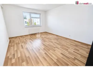 Pronájem bytu 2+kk, Praha - Uhříněves, Karla Guta, 54 m2