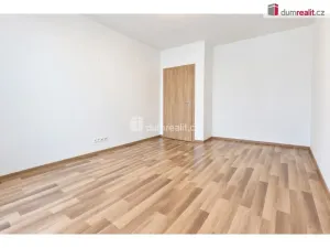 Pronájem bytu 2+kk, Praha - Uhříněves, Karla Guta, 54 m2