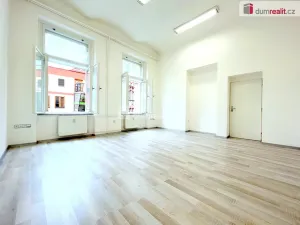 Pronájem kanceláře, České Budějovice - České Budějovice 1, Karla IV., 24 m2