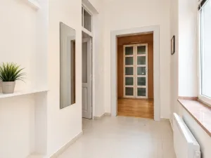 Prodej atypického bytu, Praha - Smíchov, Plzeňská, 190 m2