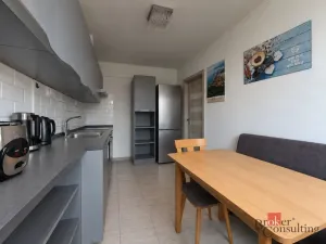 Prodej bytu 2+1, Plzeň - Jižní Předměstí, Kardinála Berana, 60 m2