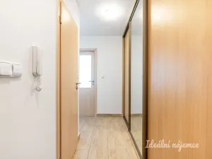 Pronájem bytu 2+kk, Praha - Stodůlky, Sezemínská, 43 m2