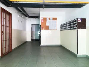 Prodej bytu 1+kk, Praha - Chodov, Majerského, 29 m2