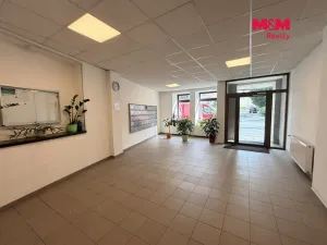 Pronájem obchodního prostoru, Jablonec nad Nisou, Anenské náměstí, 81 m2