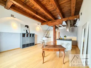 Prodej bytu 1+1, Praha, Bartoškova, 62 m2