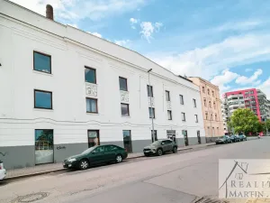 Prodej bytu 1+1, Praha, Bartoškova, 62 m2
