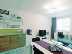 Prodej bytu 2+kk, Praha - Stodůlky, Běhounkova, 43 m2