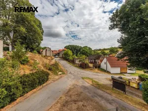 Prodej zemědělské usedlosti, Soběhrdy, 365 m2