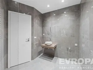 Pronájem bytu 2+kk, Praha - Michle, Magistrů, 50 m2