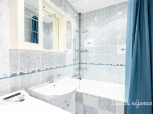 Pronájem bytu 2+kk, Praha, Lessnerova, 43 m2