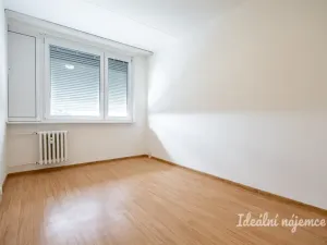 Pronájem bytu 2+kk, Praha - Petrovice, Lessnerova, 43 m2