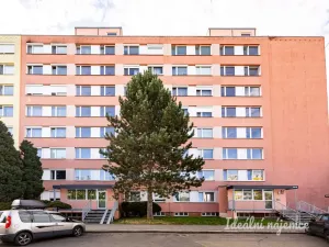Pronájem bytu 2+kk, Praha - Petrovice, Lessnerova, 43 m2