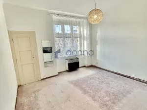 Pronájem bytu 2+kk, Praha, Čajkovského, 52 m2