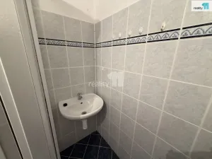 Prodej bytu 2+1, Nový Bor, Husova, 62 m2