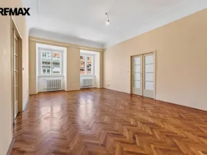 Pronájem bytu 3+1, Praha - Staré Město, Staroměstské náměstí, 130 m2