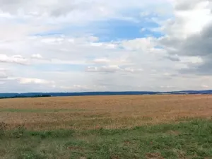 Prodej podílu pole, Opava, 32831 m2
