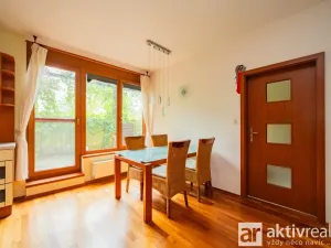 Pronájem bytu 2+kk, Praha - Smíchov, Na Císařce, 49 m2