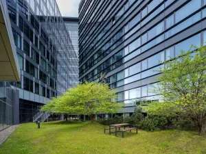 Pronájem kanceláře, Praha - Libeň, Českomoravská, 1116 m2