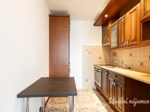 Pronájem bytu 2+kk, Praha, Na Komořsku, 45 m2