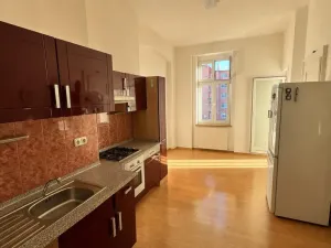 Prodej atypického bytu, Teplice, Ruská, 139 m2