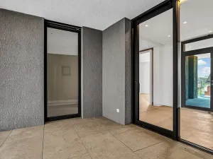 Prodej bytu 5+kk, Praha - Holešovice, Komunardů, 206 m2