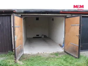 Prodej garáže, Praha, Novobohdalecká, 18 m2