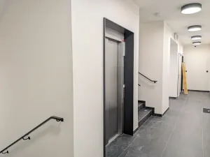 Pronájem bytu 1+kk, Brno, Komárovská, 28 m2