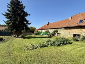 Prodej rodinného domu, Křesín - Levousy, 241 m2