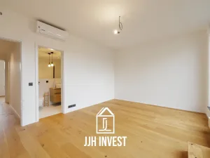 Prodej bytu 4+kk, Praha - Smíchov, Grafická, 136 m2
