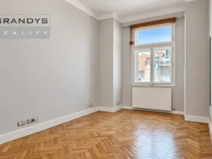 Pronájem bytu 3+1, Praha - Bubeneč, Čechova, 104 m2