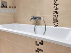 Pronájem bytu 3+1, Praha - Bubeneč, Čechova, 104 m2