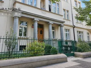 Pronájem bytu 3+1, Praha - Bubeneč, Čechova, 104 m2