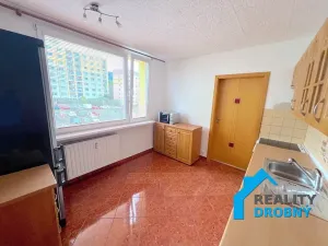 Pronájem bytu 3+1, Děčín, Kosmonautů, 66 m2