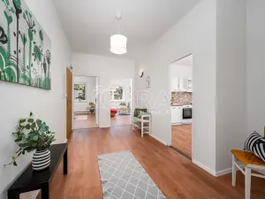 Prodej vícegeneračního domu, Praha - Břevnov, Loutkářská, 431 m2