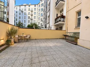 Pronájem obchodního prostoru, Praha - Josefov, Žatecká, 22 m2