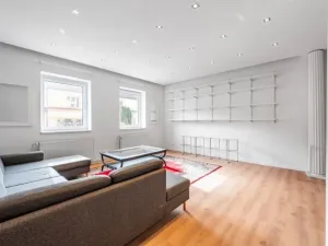 Pronájem rodinného domu, Praha - Kobylisy, Sedlecká, 200 m2