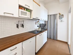 Pronájem bytu 2+kk, Praha - Strašnice, Kralická, 53 m2