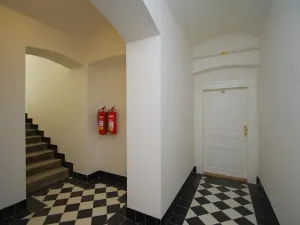 Pronájem obchodního prostoru, Praha - Vinohrady, Mánesova, 135 m2