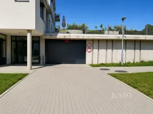 Prodej garážového stání, Libčice nad Vltavou, Pod Hliníkem, 13 m2
