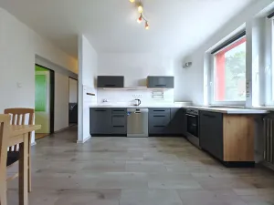 Prodej bytu 3+kk, Jizbice, 63 m2