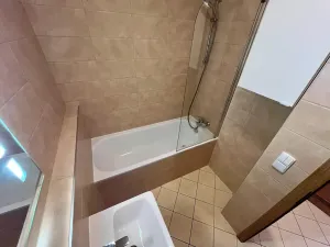 Pronájem bytu 3+kk, Praha - Hostivař, Bratislavská, 70 m2
