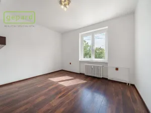 Prodej bytu 2+1, Sokolov, Heyrovského, 50 m2