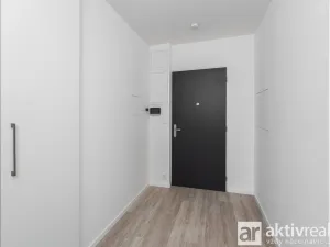 Pronájem bytu 2+kk, Praha - Kbely, Mladoboleslavská, 46 m2