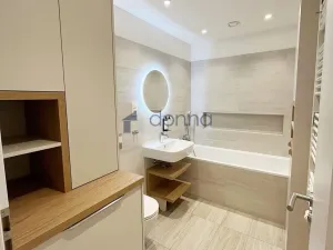 Pronájem bytu 2+kk, Praha, Sedlářova, 52 m2