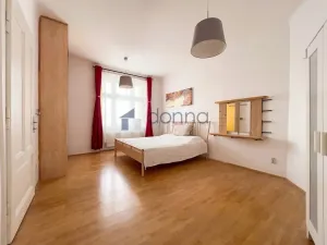 Prodej bytu 2+kk, Praha, U smaltovny, 51 m2