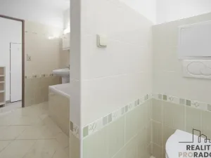 Pronájem bytu 2+kk, Pardubice, Pernerova, 55 m2
