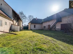 Prodej rodinného domu, Rudná, Havlíčkovo nám., 305 m2