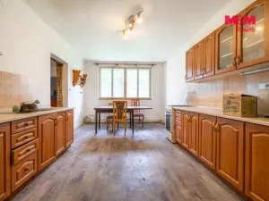 Prodej rodinného domu, Skryje, 182 m2