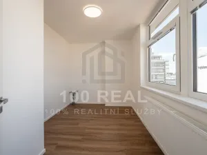 Pronájem bytu 2+kk, Pardubice, třída Míru, 44 m2