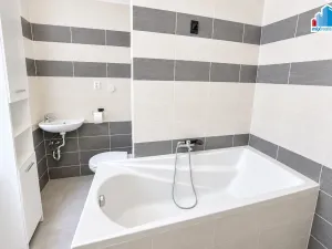 Prodej bytu 3+kk, Plzeň - Jižní Předměstí, náměstí Míru, 73 m2